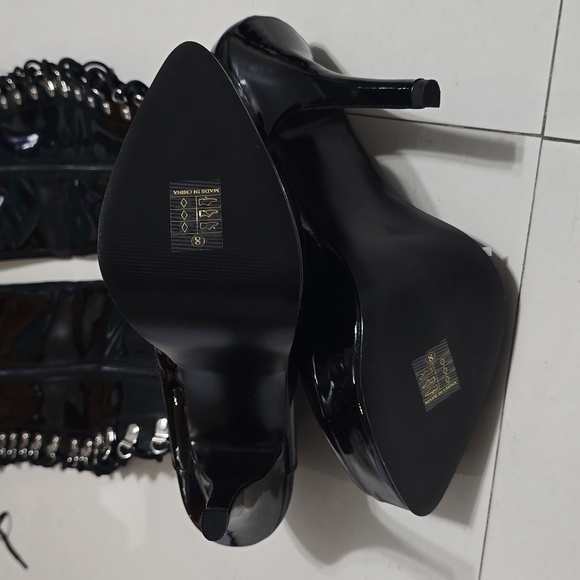 Thigh High Lace Up Boot - Picture 4 of 7